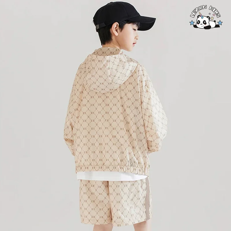 Conjunto de Roupas de Verão para Crianças com Calções Casuais e Proteção Solar com Manga Comprida e Capuz para Meninos - Product Image