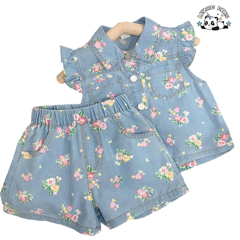 Conjunto de duas peças de shorts de jeans florais com manga voadora personalizada para meninas Conjunto de roupas de verão para meninas - Product Image