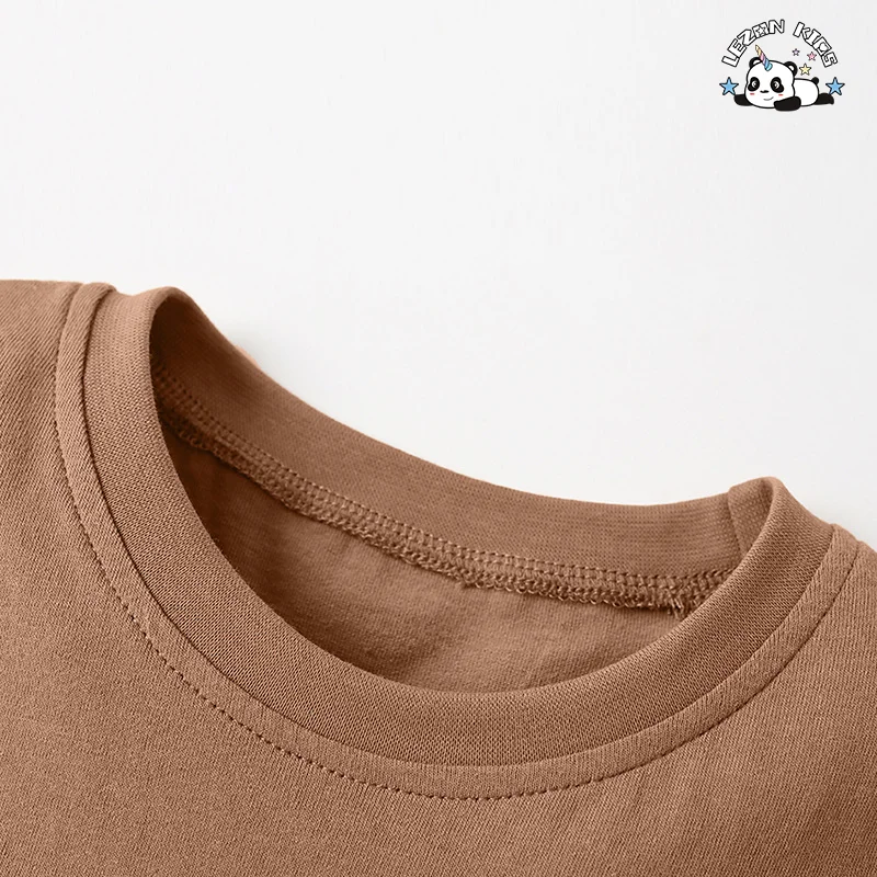 Conjunto de Roupas Esportivas Infantis Personalizáveis de Manga Curta e Calções para Meninas, Lançamento de Verão - Product Image