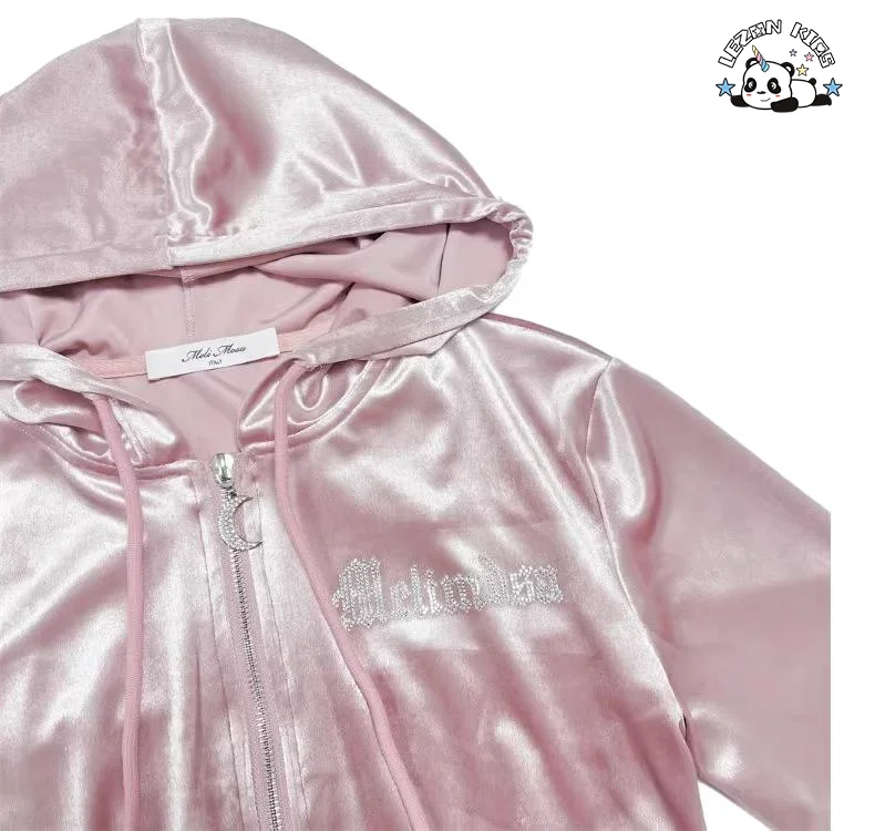 Conjunto de Roupas de Primavera Personalizadas para Crianças - Casaco com Capuz de Veludo e Saia Conjuntos de Roupas para Meninas - Product Image