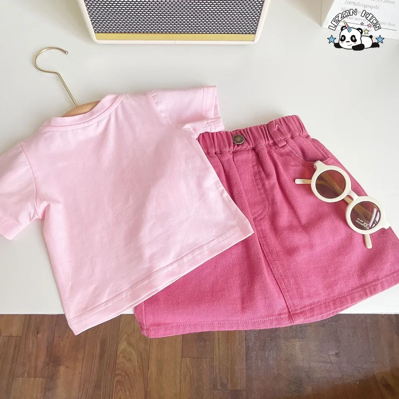 Conjuntos de Roupas para Meninas Rosa com Estampa de Letras de Algodão Camiseta Short de Jeans Rosa Doce Fofo Conjuntos de Roupas Personalizadas para Crianças - Product Image