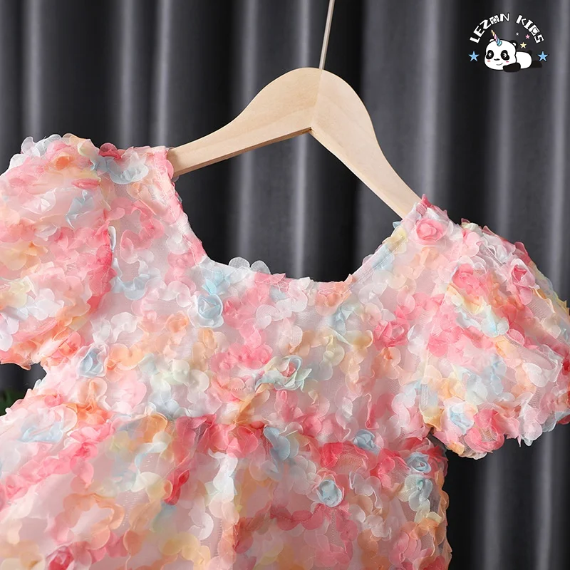 Conjunto de duas peças de renda de pétala super imortal para meninas para apresentação no festival infantil Conjunto de roupa de menina com manga bolha de flor - Product Image