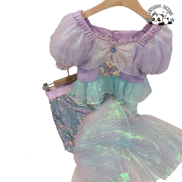 Conjunto Infantil de Seda de Duas Peças com Mangas Curtas e Remendos de Lantejoulas para Meninas - Product Image