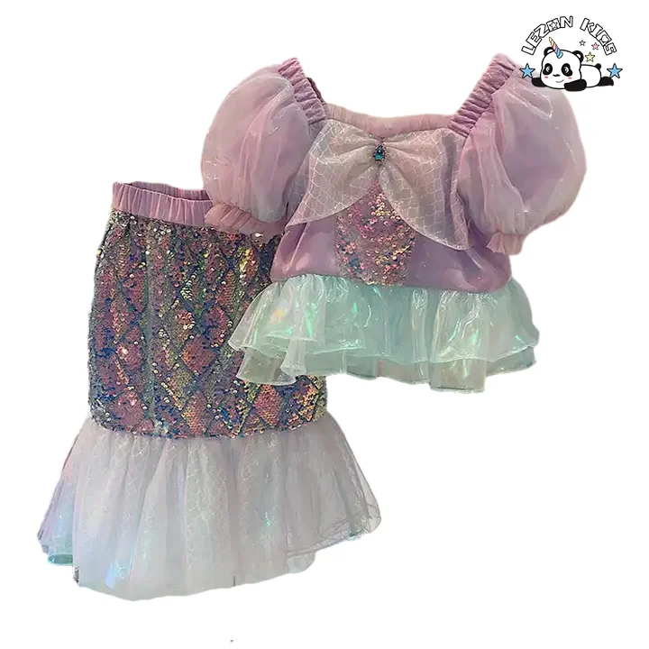 Conjunto Infantil de Seda de Duas Peças com Mangas Curtas e Remendos de Lantejoulas para Meninas - Product Image