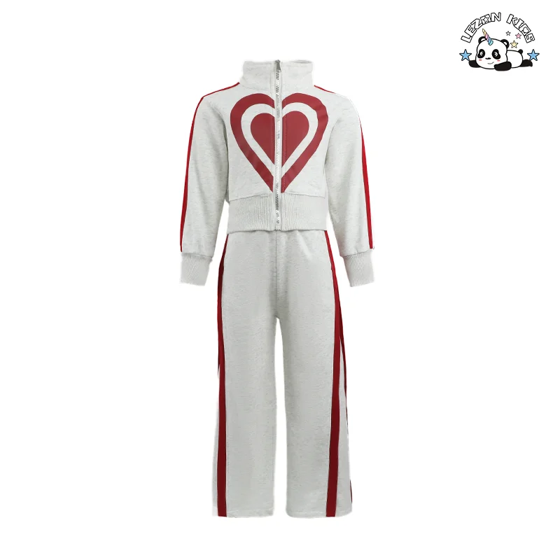 Conjunto de Roupas Femininas Personalizadas com Estampa de Coração e Zíper e Calças de Sweat com Listras Laterais de Luxo
