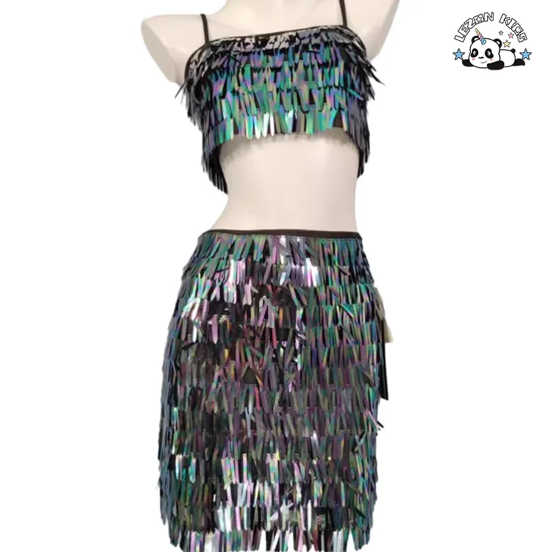 Conjunto de Saia e Top com Lantejoulas Coloridas Especialmente Projetado para Meninas