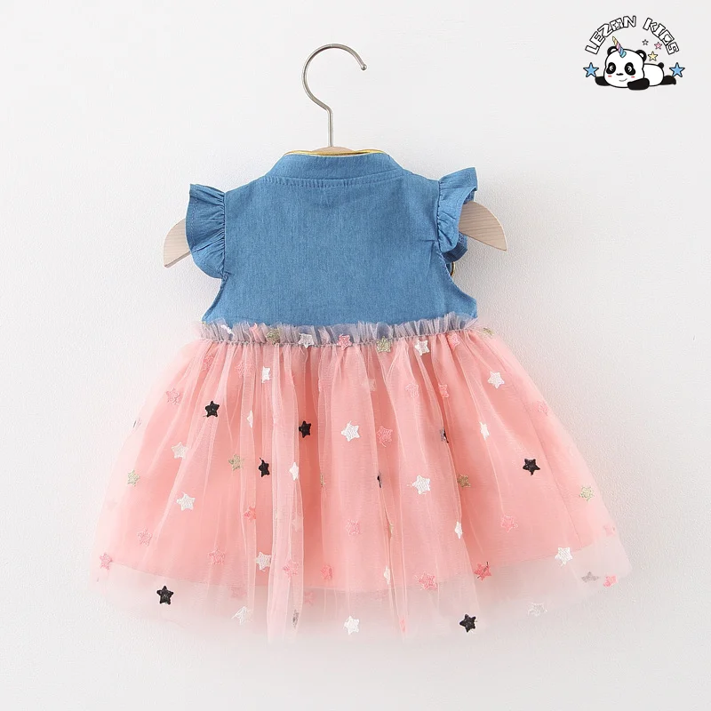Saia de Gaze de Denim Sem Mangas Personalizável para Meninas com Estrelas e Renda - Vestido de Malha de Denim para Meninas de 2 a 14 Anos - Product Image