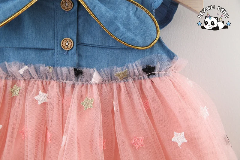 Saia de Gaze de Denim Sem Mangas Personalizável para Meninas com Estrelas e Renda - Vestido de Malha de Denim para Meninas de 2 a 14 Anos - Product Image