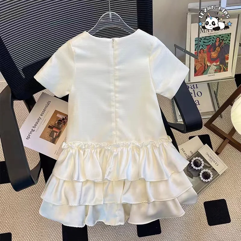 Vestido de festa personalizável para meninas de luxo com colar de cristal e saia de camadas de cetim para verão para 2-14 anos - Product Image