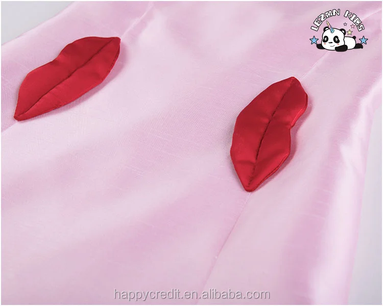 Vestido de seda rosa com decote redondo sem mangas e bolsos laterais para meninas de 3 anos - Product Image