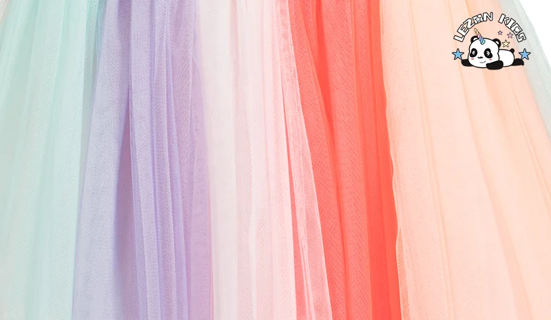 Vestido de Tule com Corpeto de Jersey e Lantejoulas Iridescentes, Corte Alto-Baixo e Listras Coloridas para Meninas - Product Image