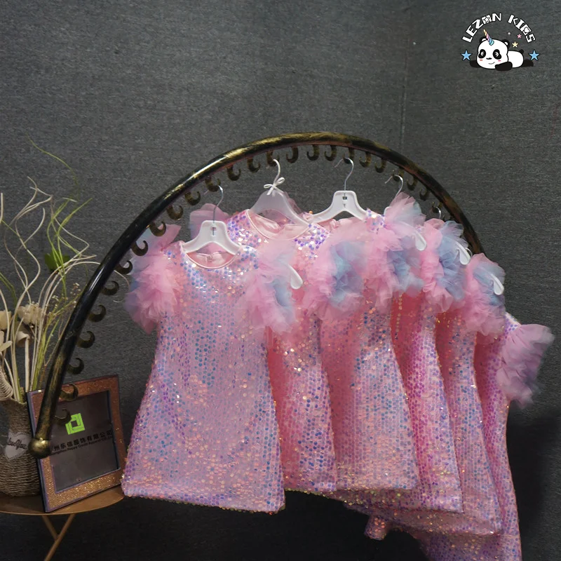 Vestido Infantil com Manga Voadora e Renda Sequined Rosa para Desfile e Festa de Aniversário - Product Image