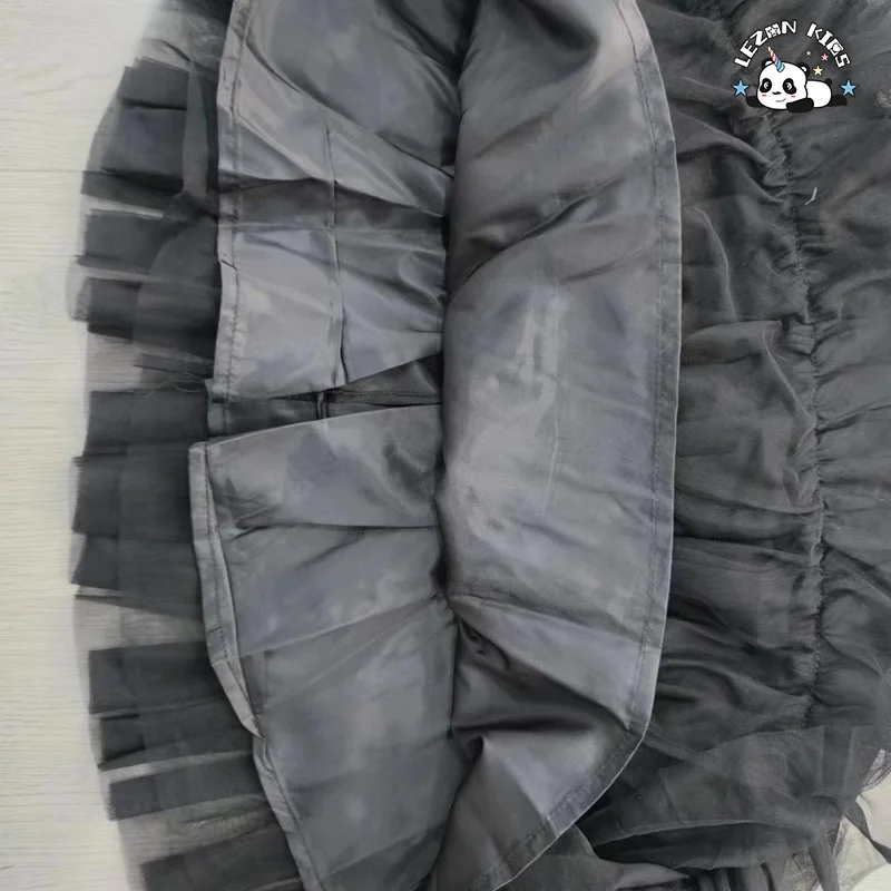 Vestido de Menina Novo Verão 2023 Manga Curta Preto Lantejoulas Tule Princesa - Product Image