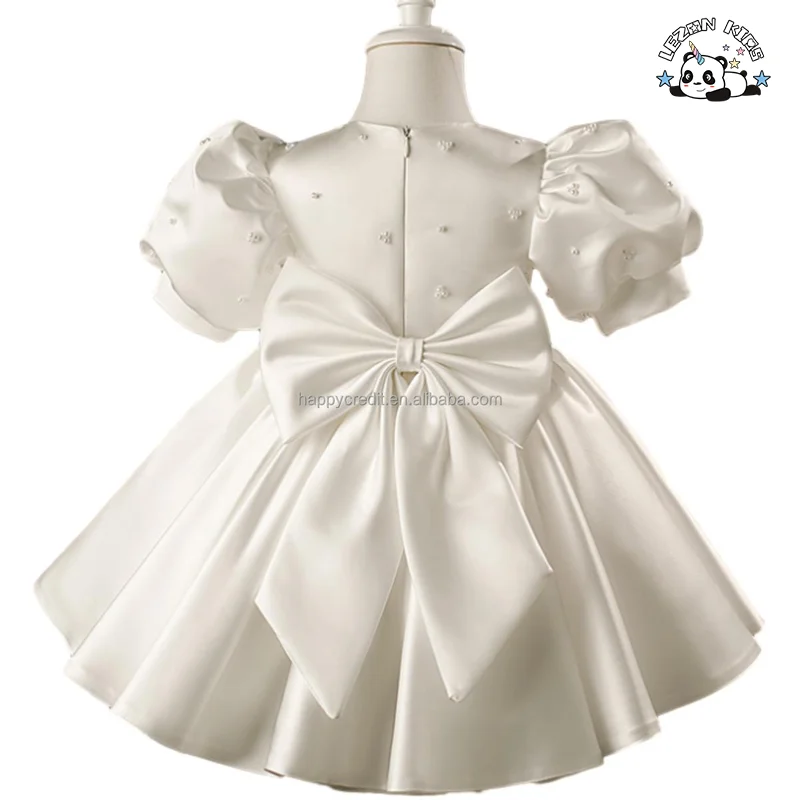 Vestido de Seda Branco para Meninas com Mangas Folhadas e Decorações de Contas e Cristal para Casamentos, Festas e Aniversários - Product Image
