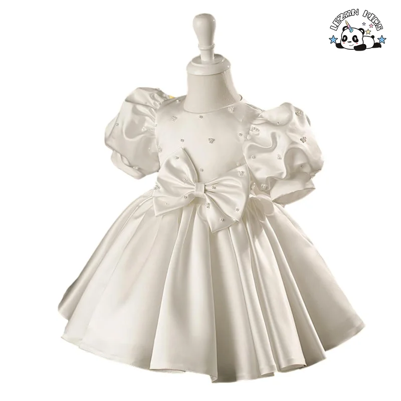 Vestido de Seda Branco para Meninas com Mangas Folhadas e Decorações de Contas e Cristal para Casamentos, Festas e Aniversários - Product Image