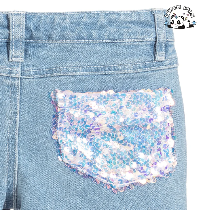 Roupas infantis personalizáveis de tecido denim com lantejoulas iridescentes rosa e azul claro para meninas - Product Image